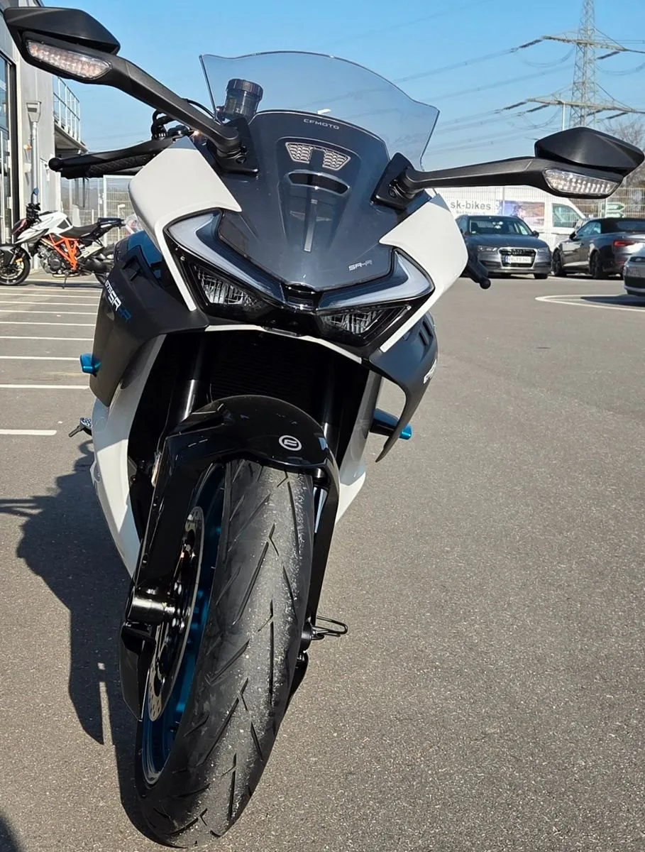 CFMOTO 675SR-R