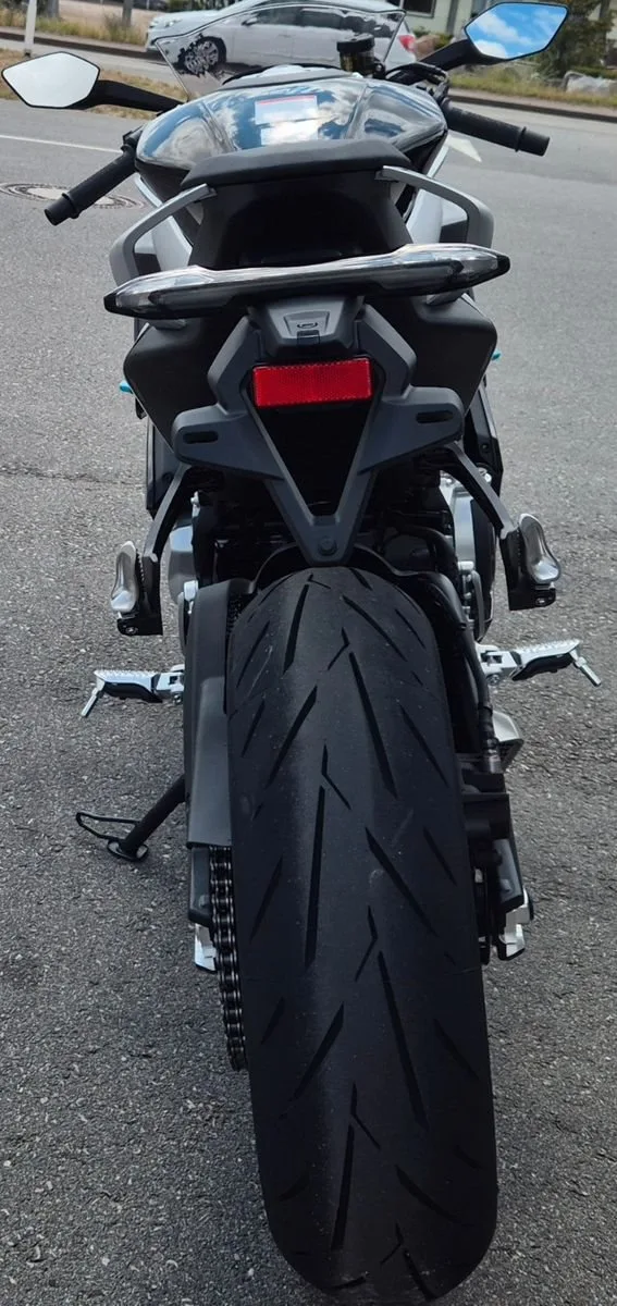 CFMOTO 675SR-R