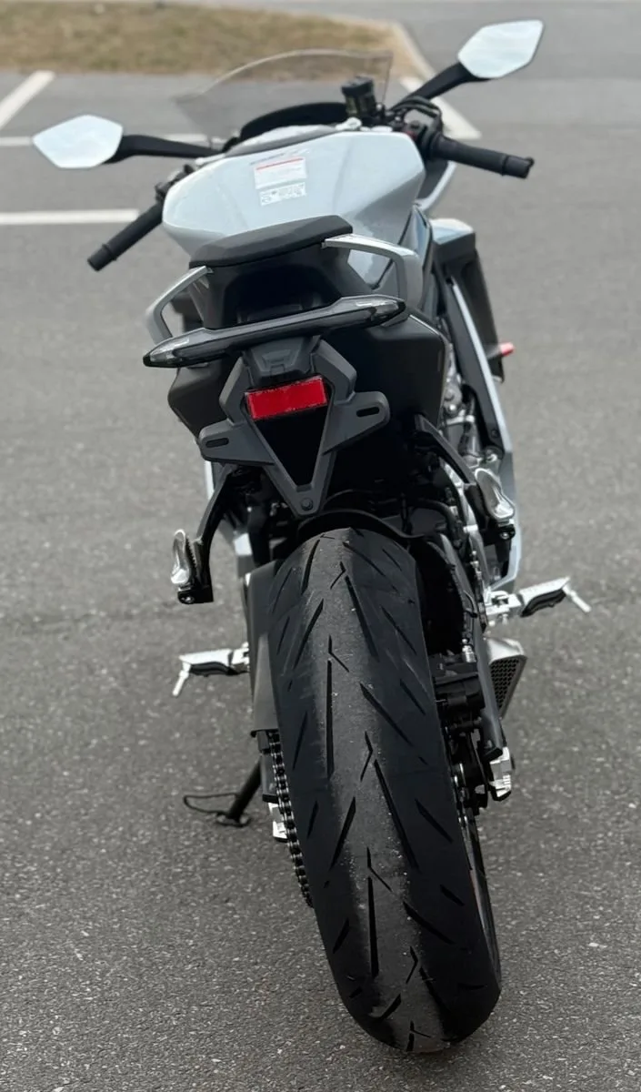 CFMOTO 675SR-R