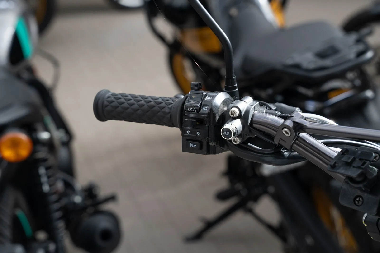Mash X-Ride 650