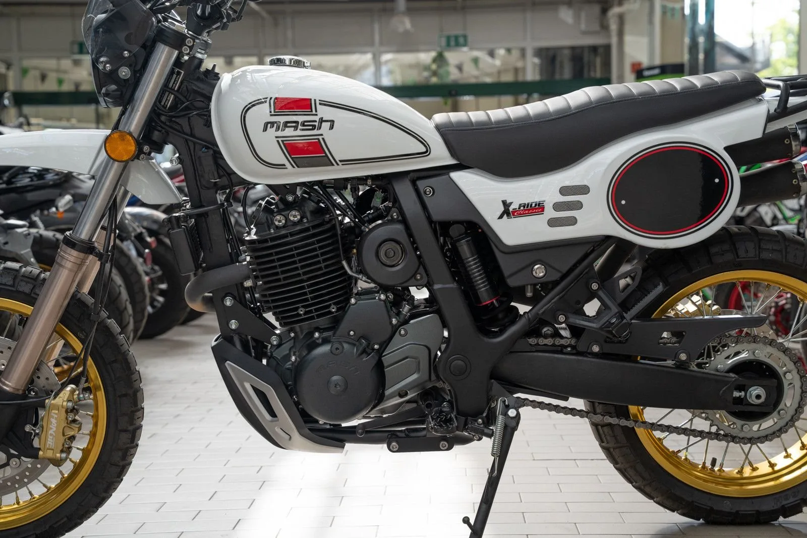 Mash X-Ride 650
