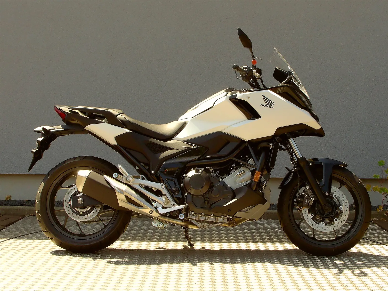 Honda NC750X # 6 Jahre Garantie # \*50/50 Finanzierung