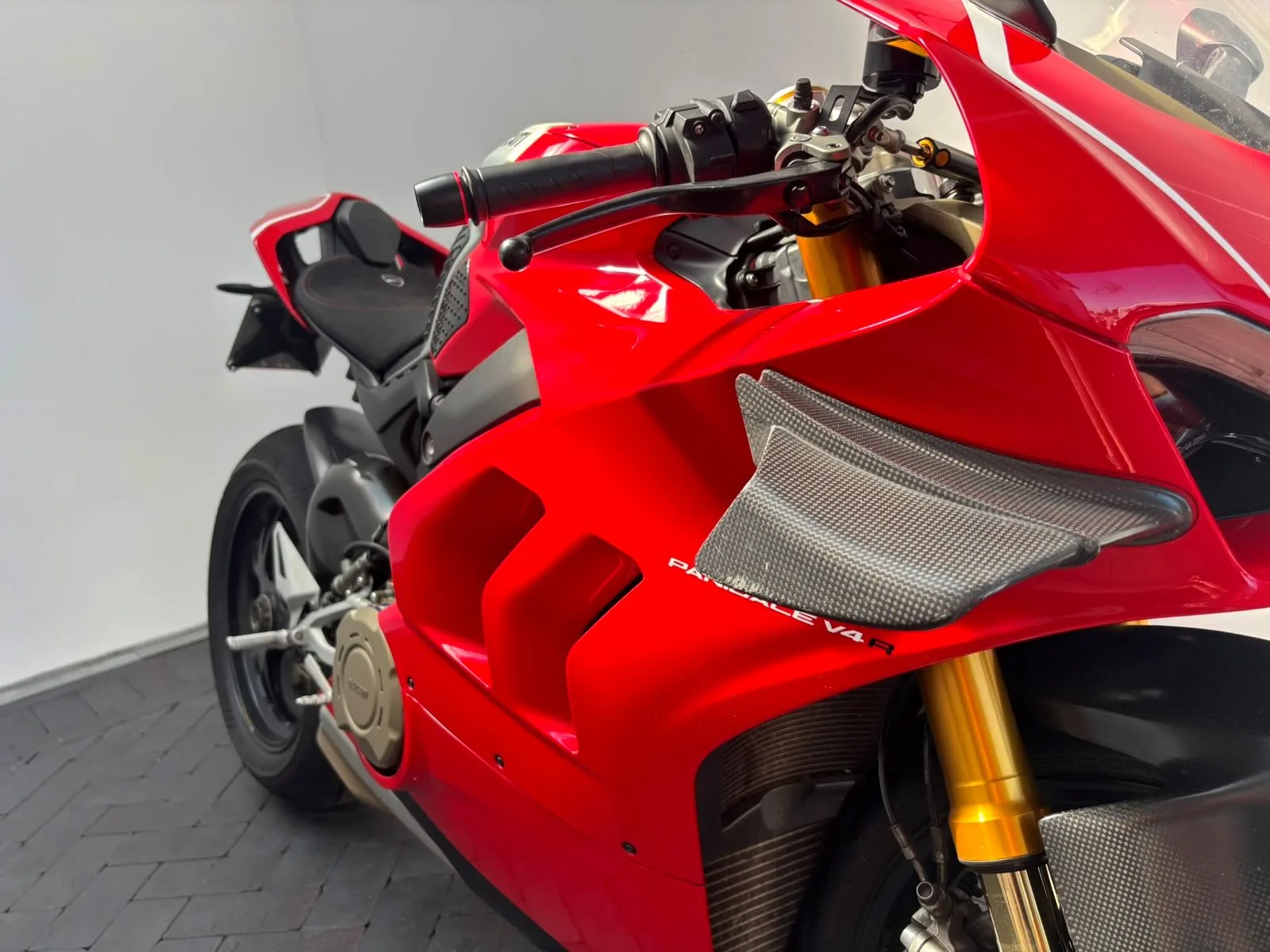 Ducati Panigale V4 R
