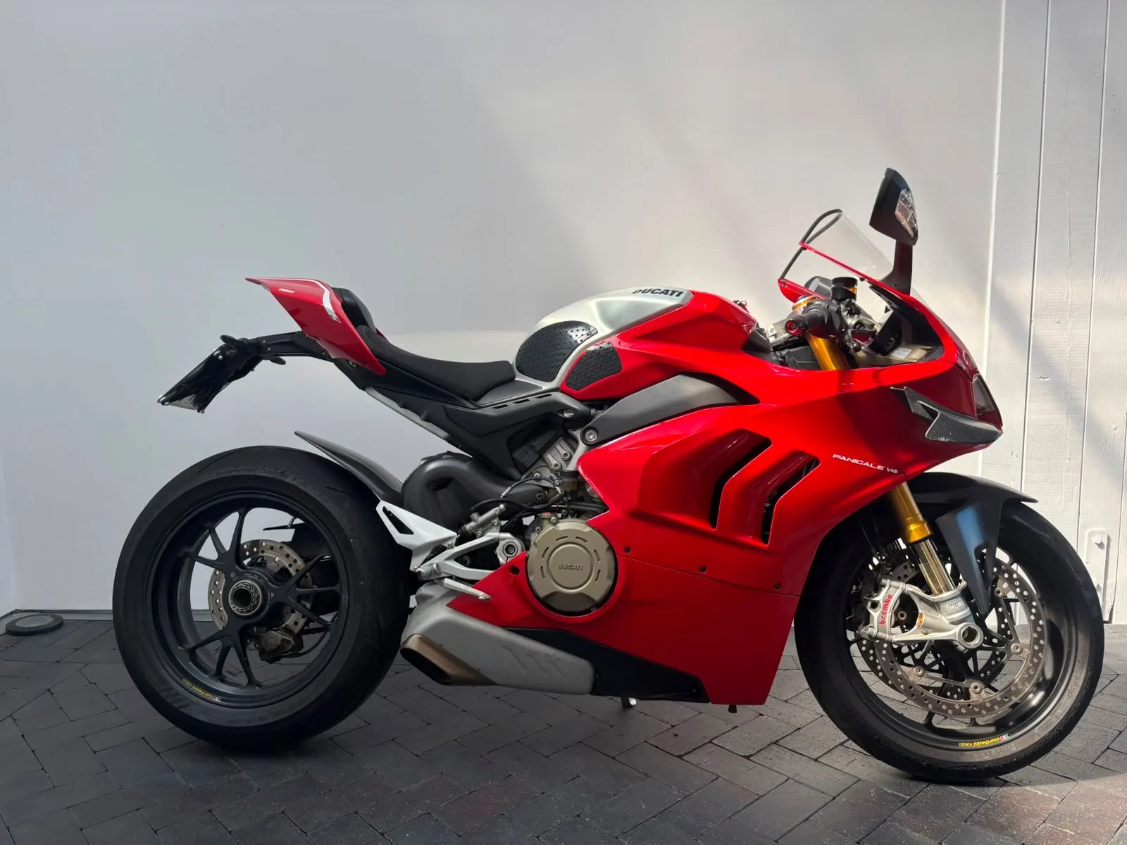 Ducati Panigale V4 R