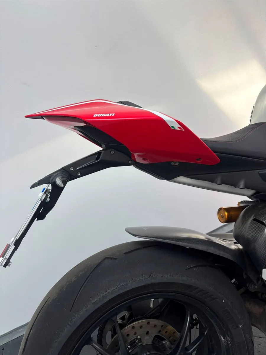 Ducati Panigale V4 R