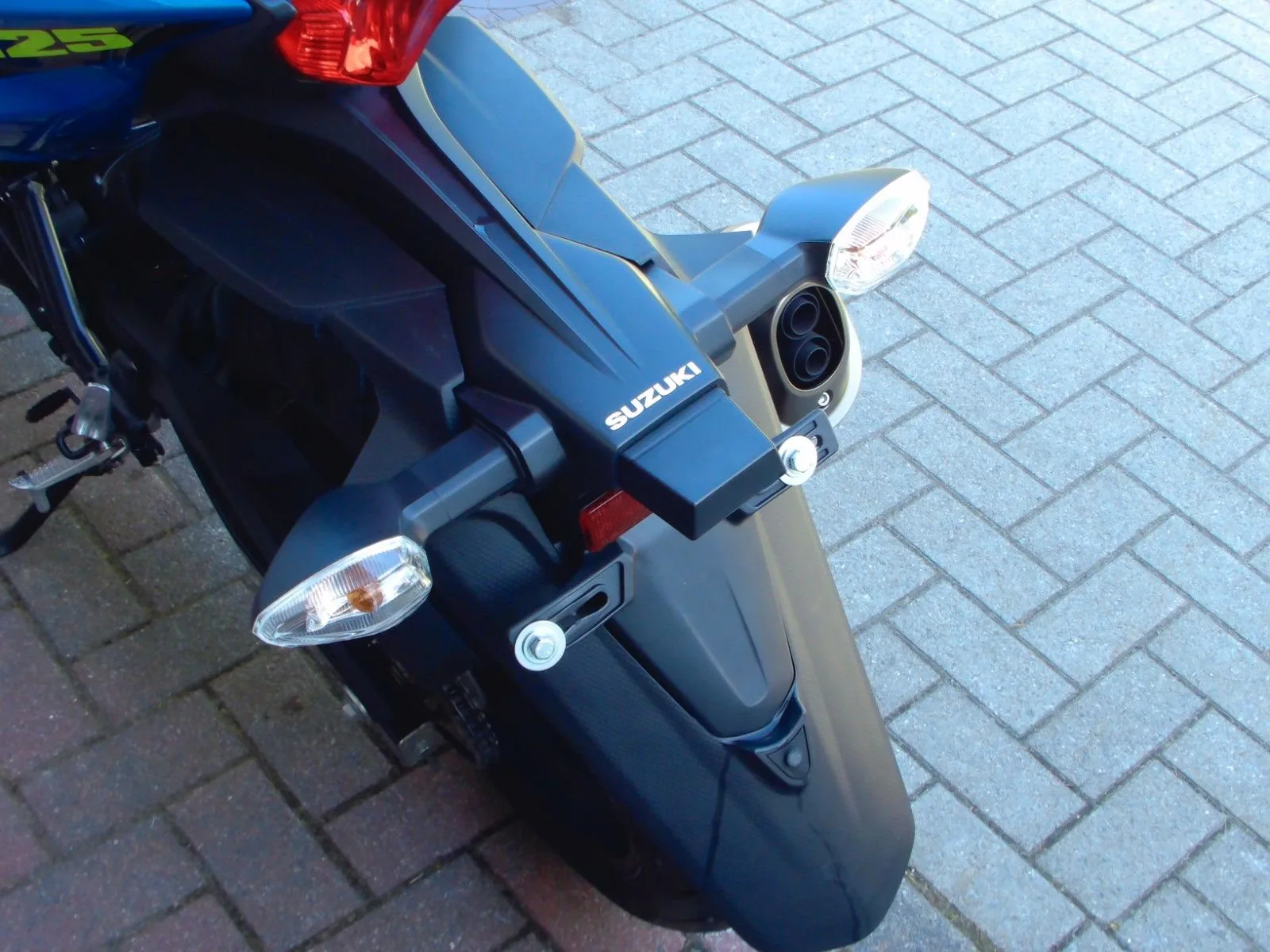 Suzuki GSX-S125 ABS