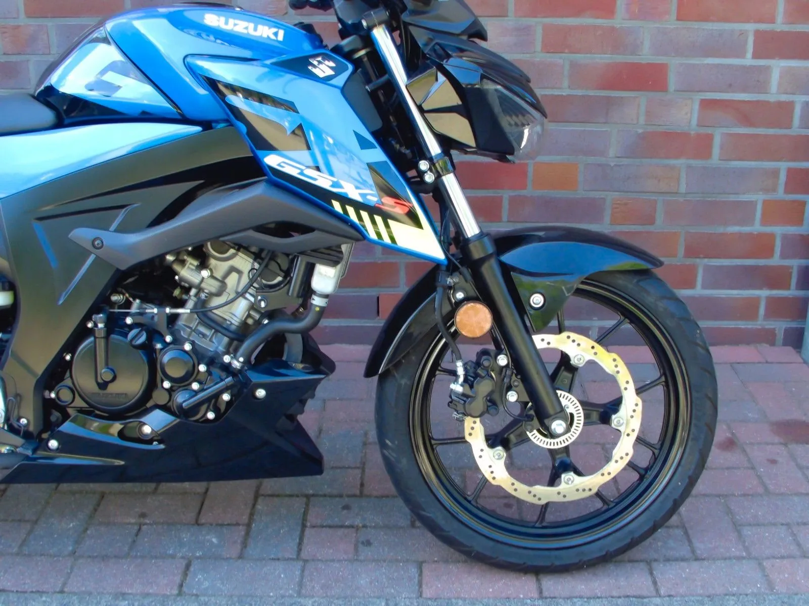 Suzuki GSX-S125 ABS