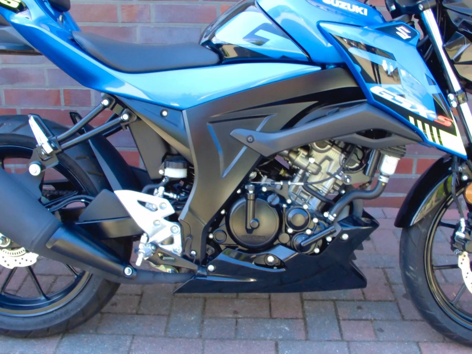 Suzuki GSX-S125 ABS