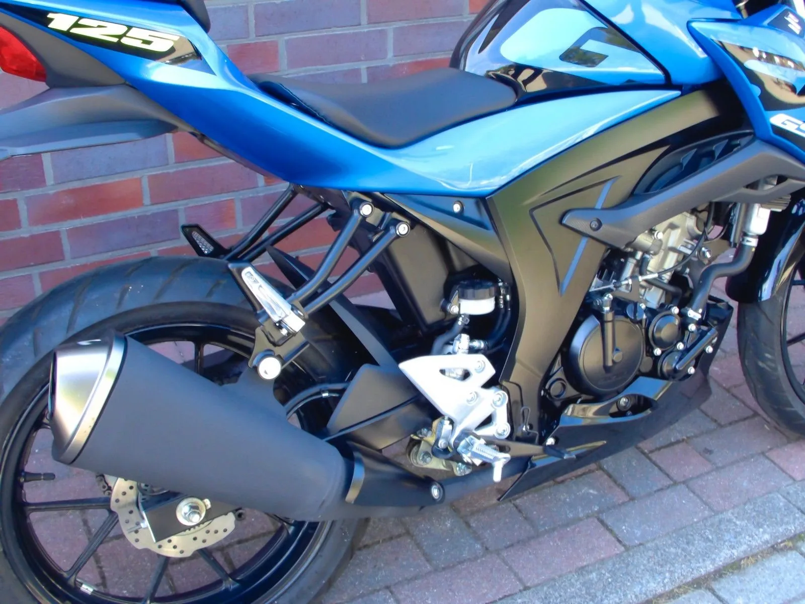 Suzuki GSX-S125 ABS