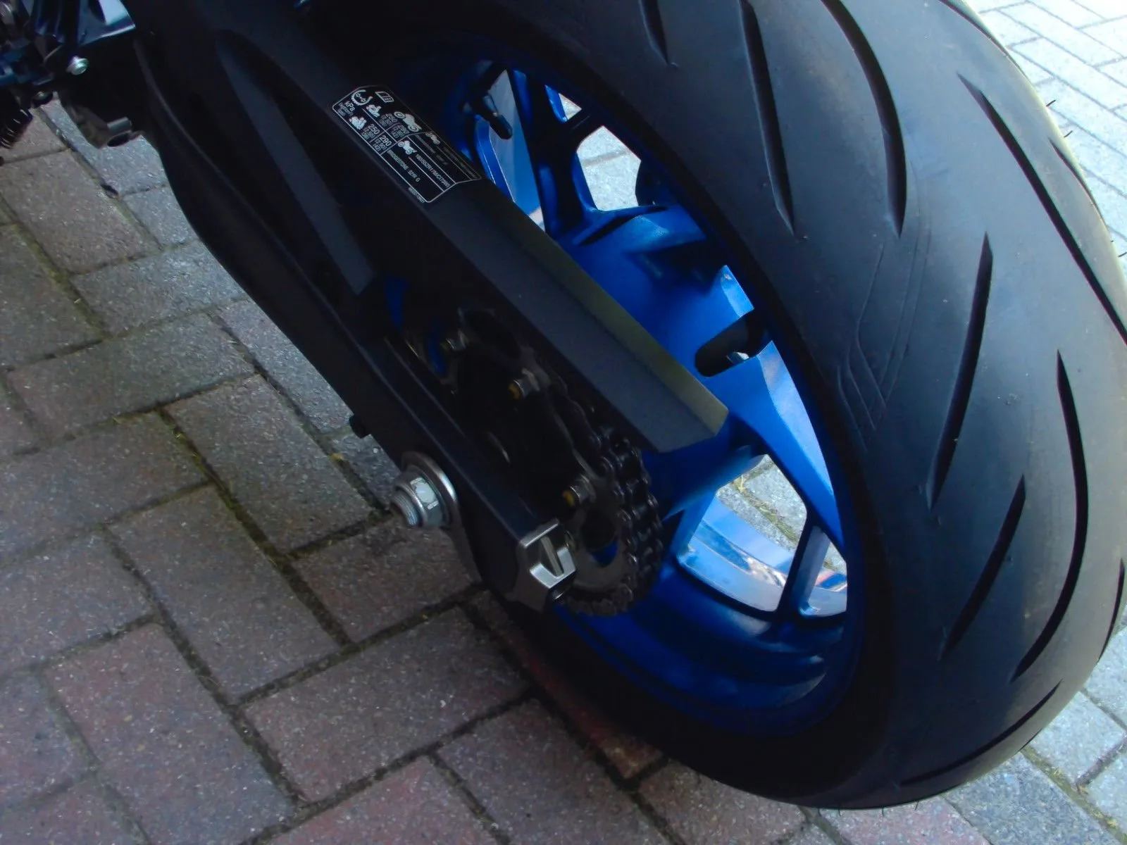 Suzuki GSX-S750
