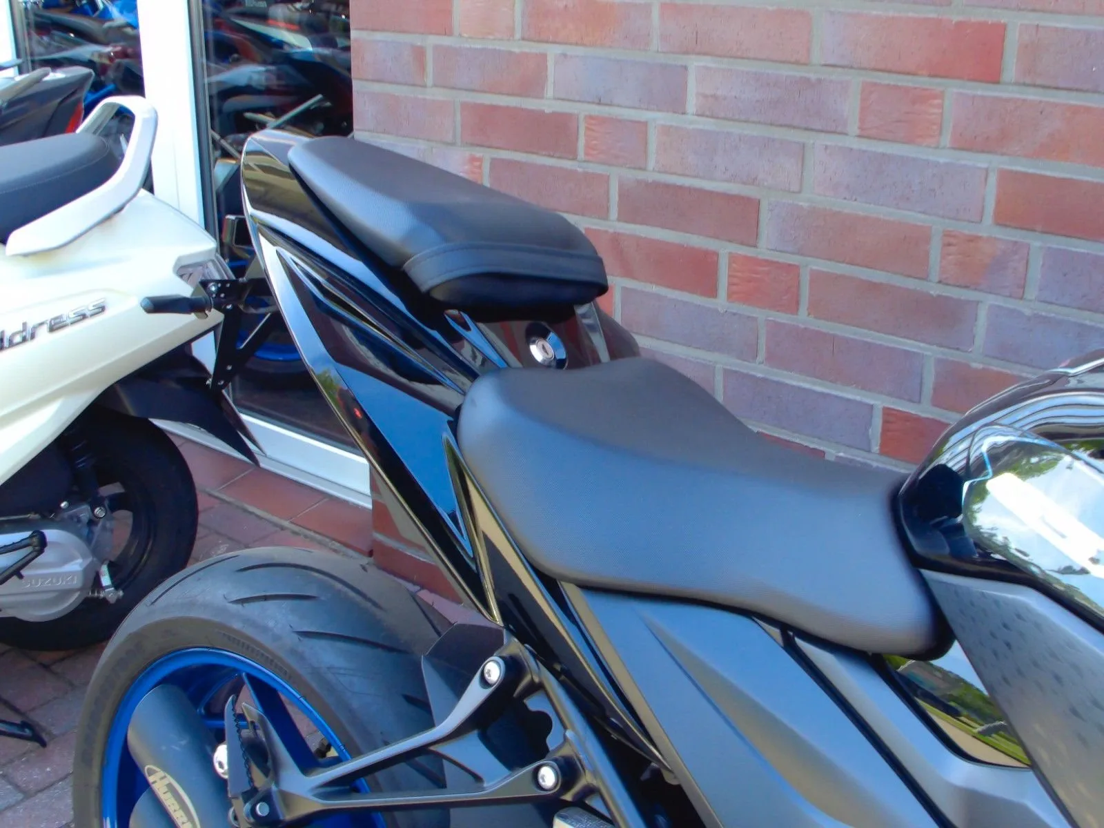 Suzuki GSX-S750