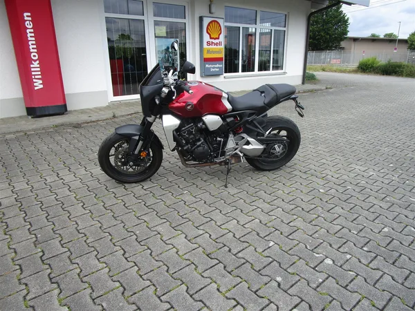 Honda CB1000F