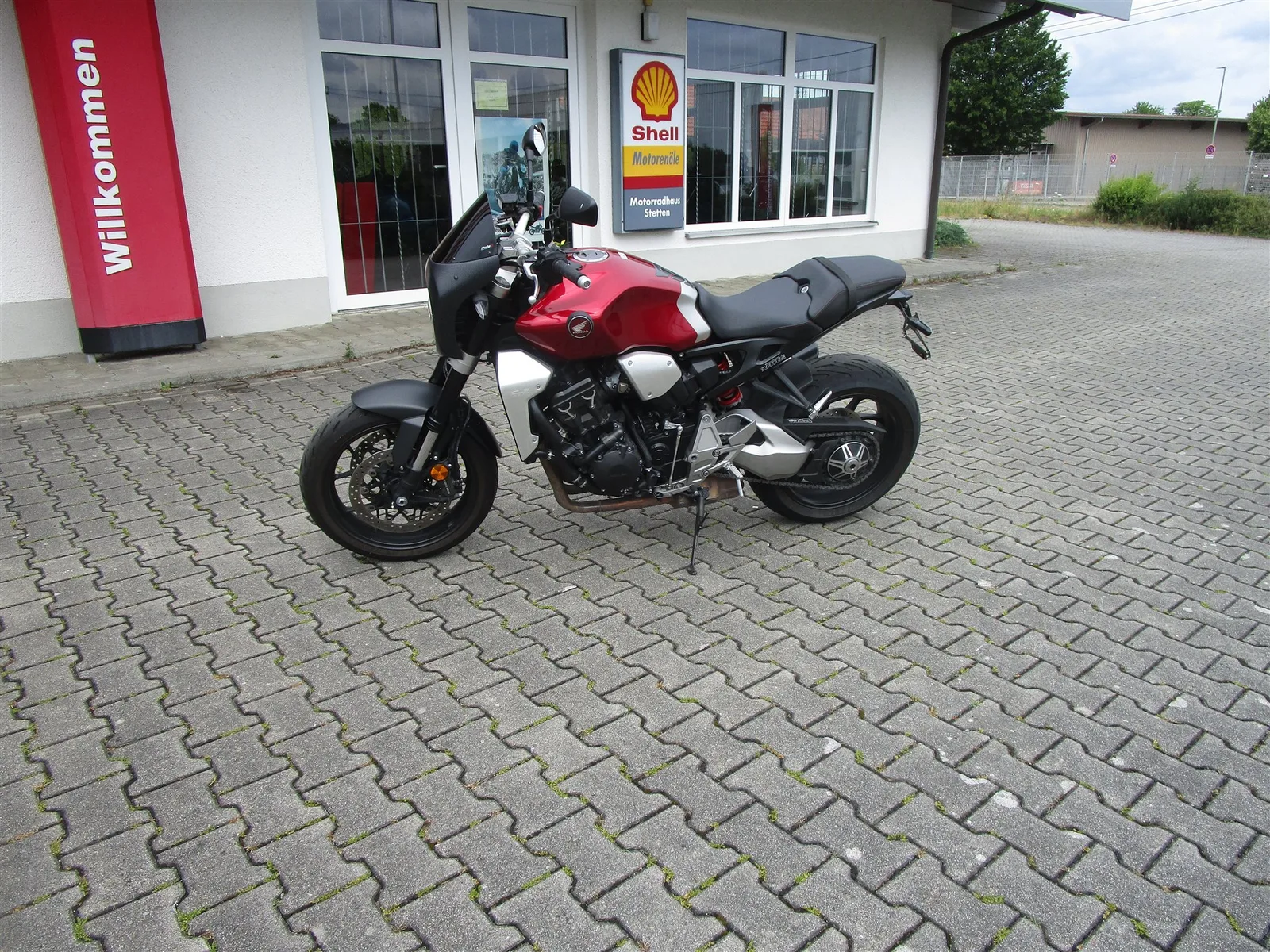 Honda CB1000F