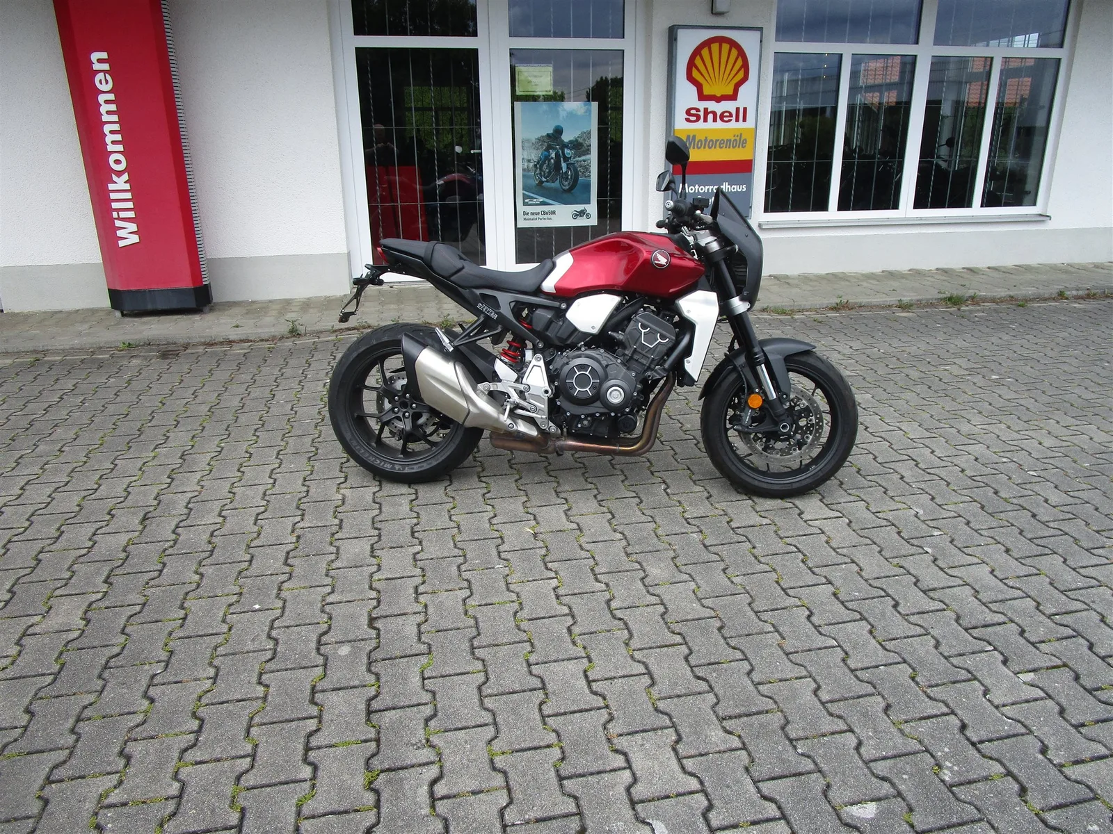 Honda CB1000F