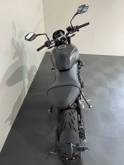 Triumph Trident 660