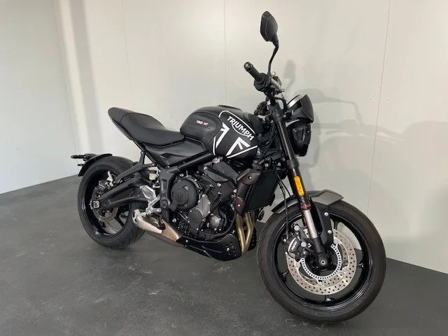 Triumph Trident 660