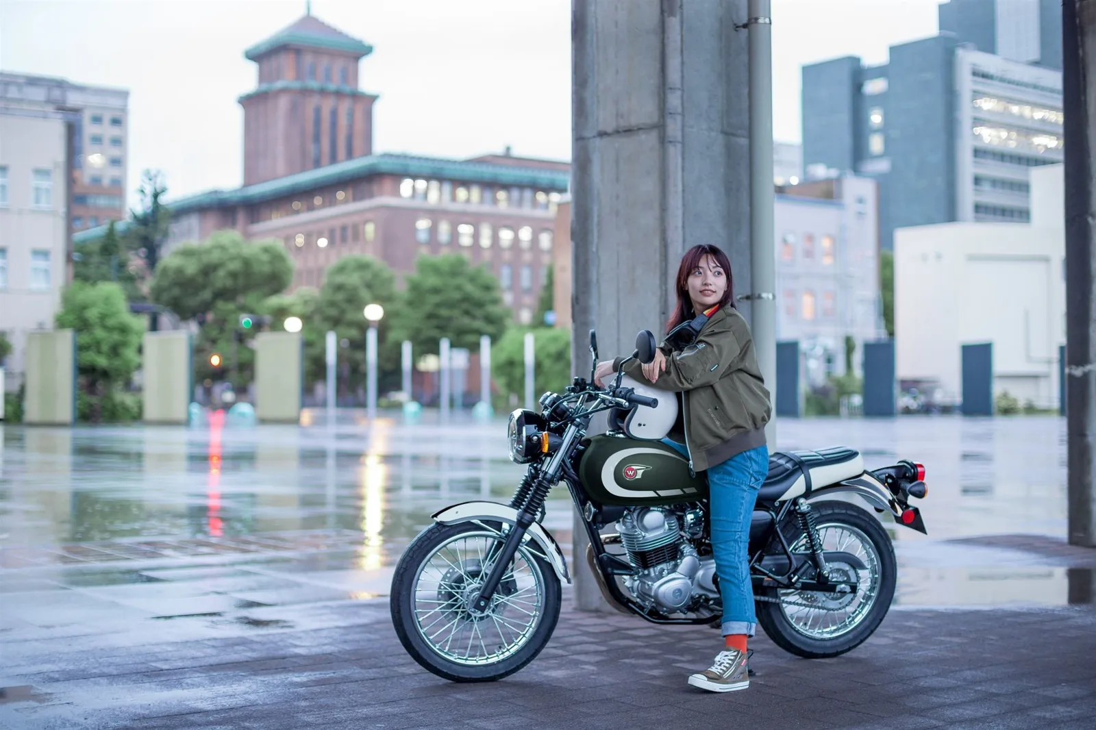 Kawasaki W230