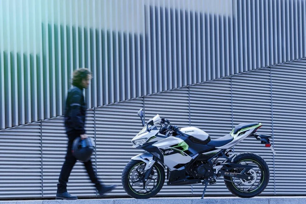 Kawasaki Ninja e-1