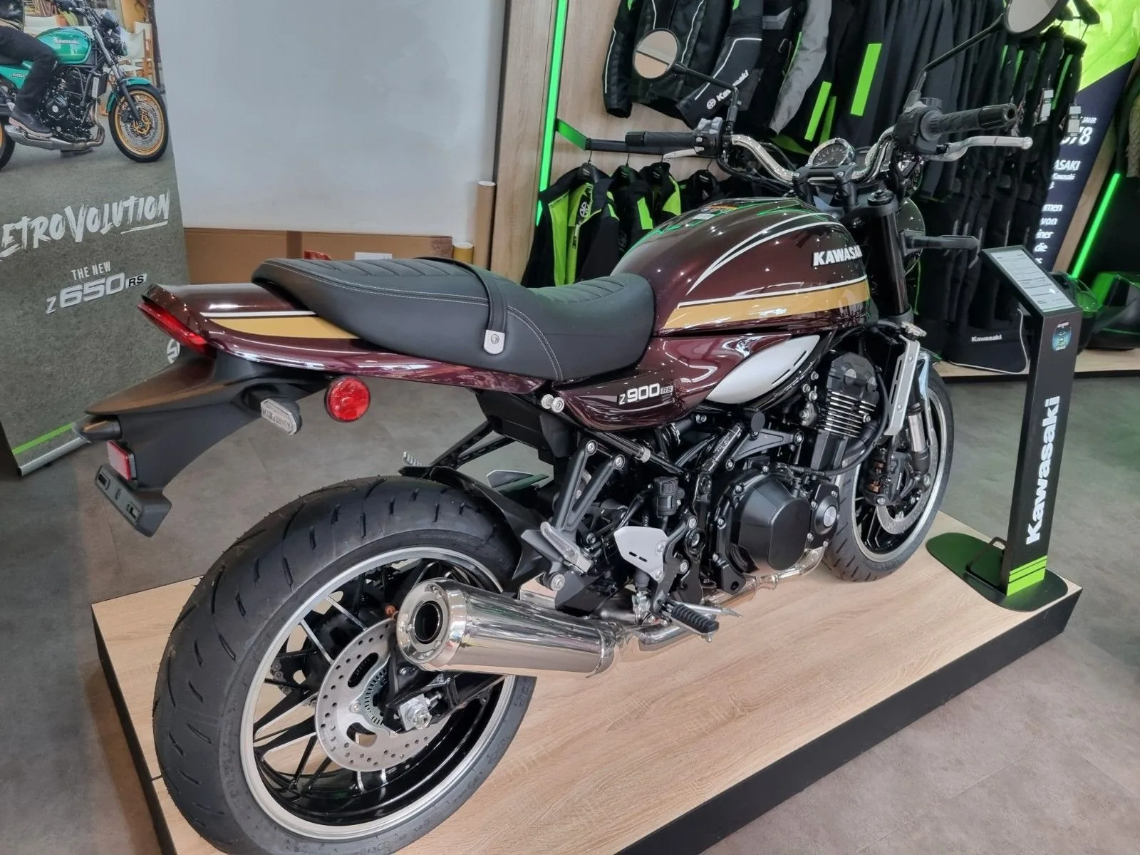 Kawasaki Z900 RS