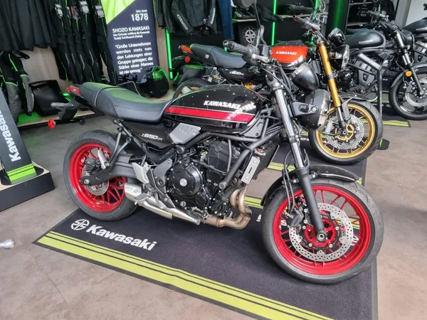 Kawasaki Z650 RS Vorführer