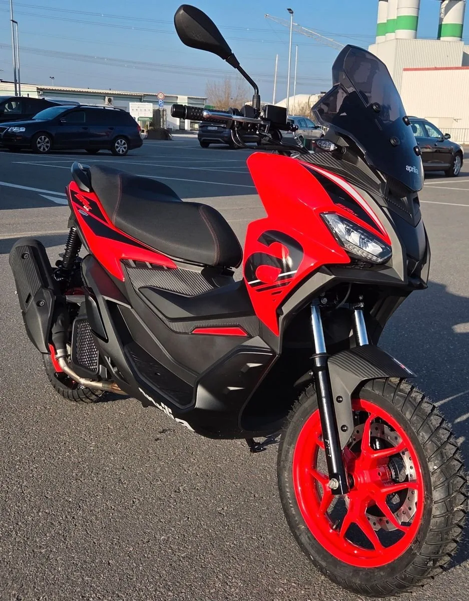 Aprilia SR GT Sport 125