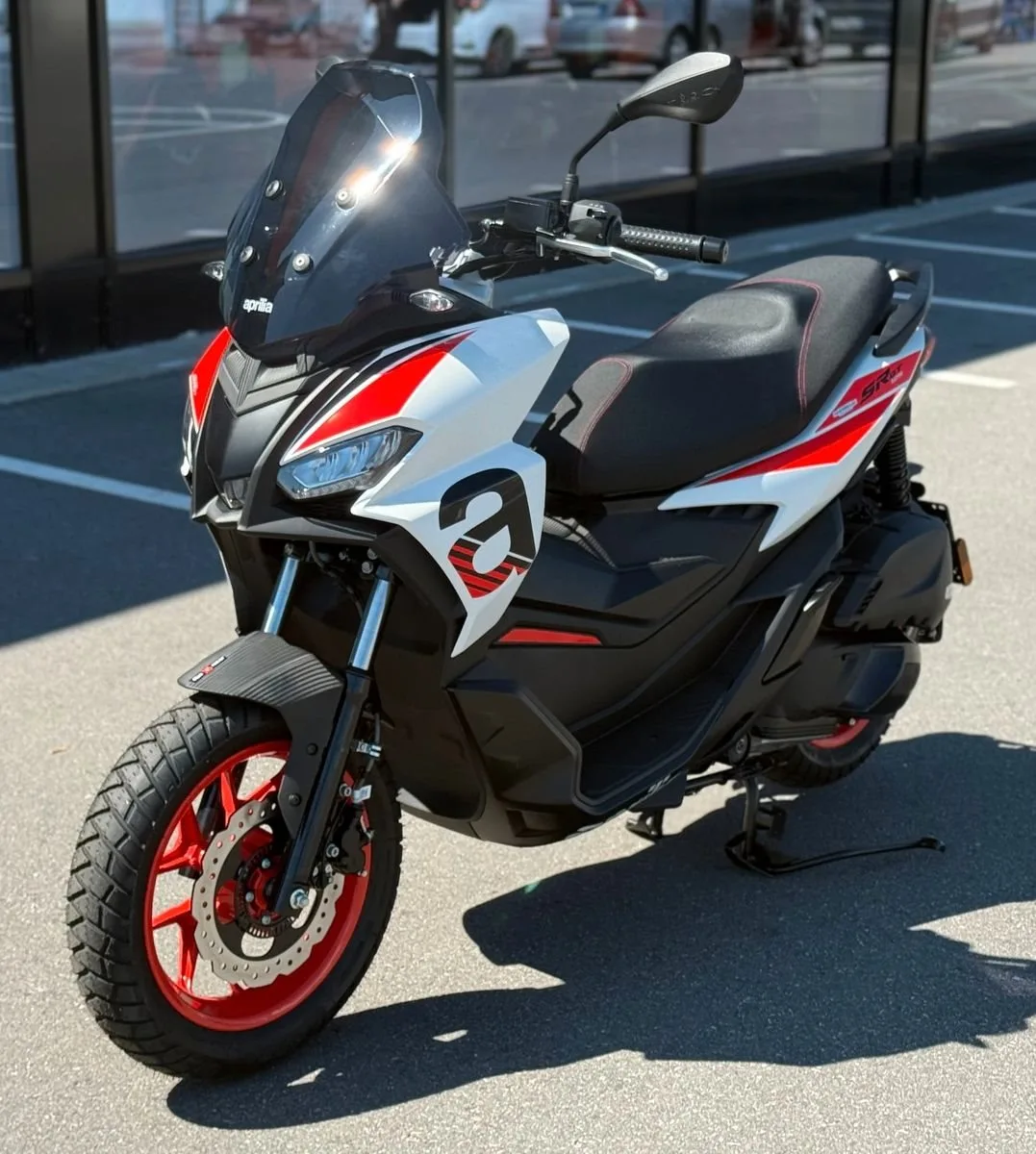Aprilia SR GT Sport 125