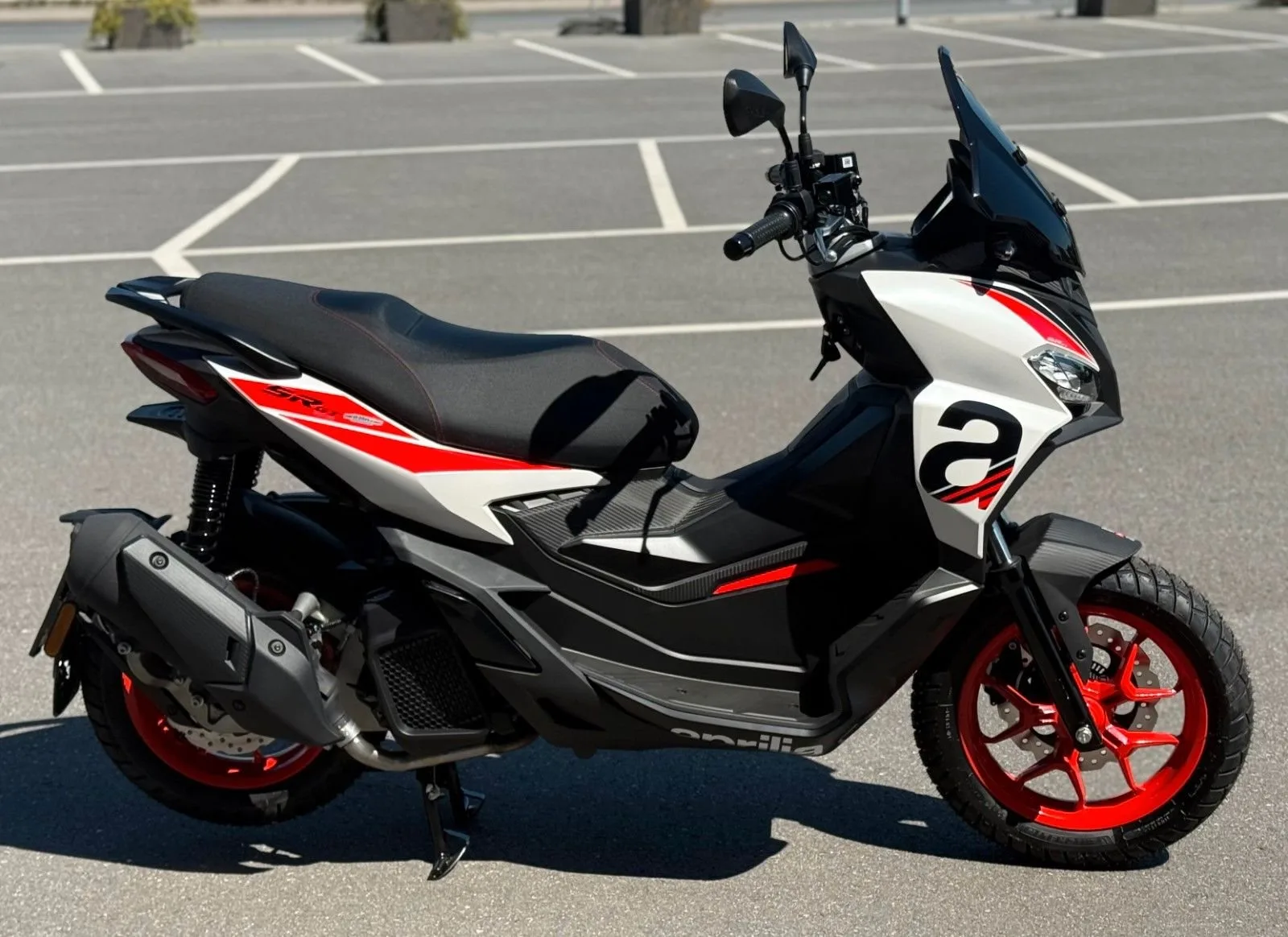 Aprilia SR GT Sport 125