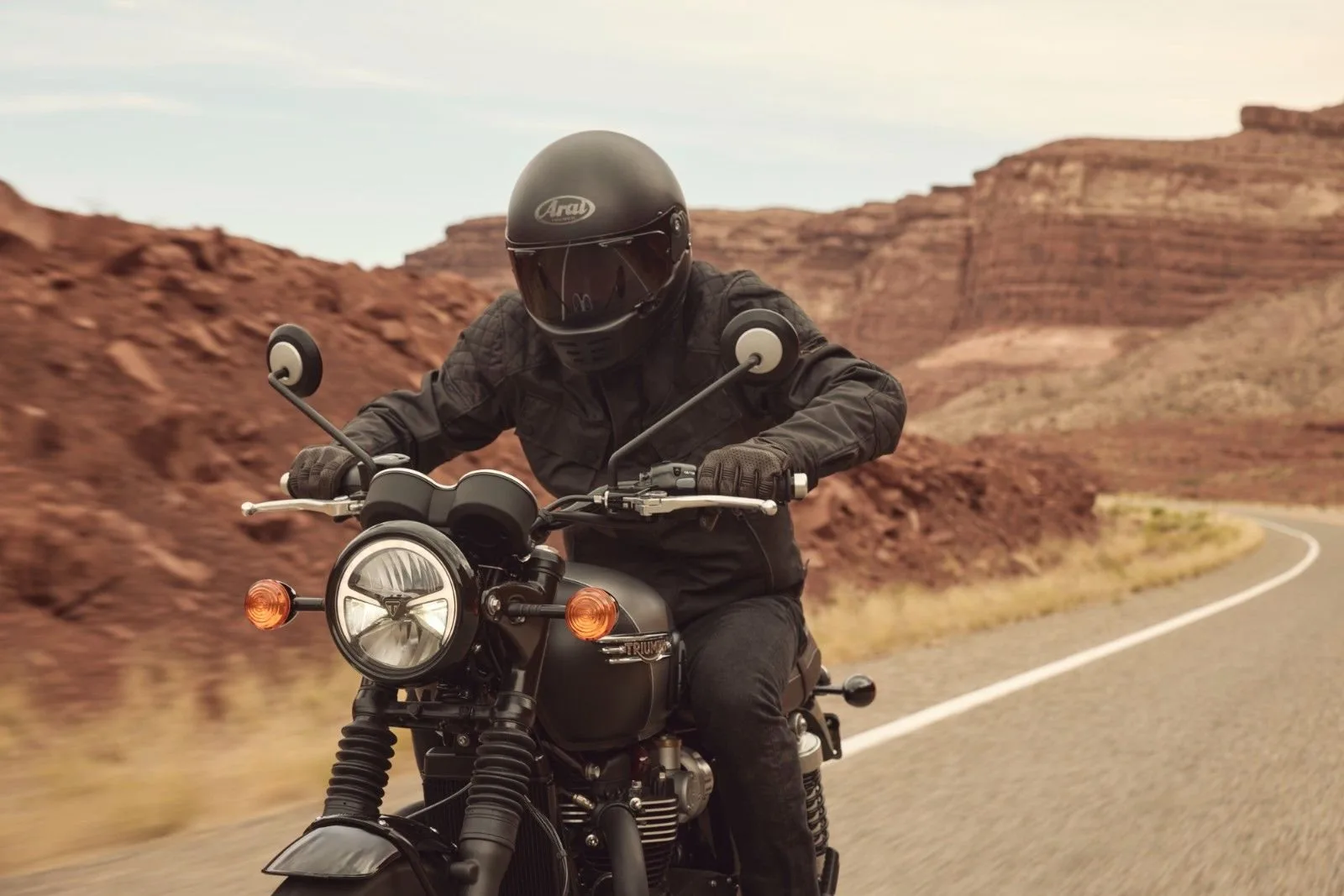 Triumph Bonneville T120 Black