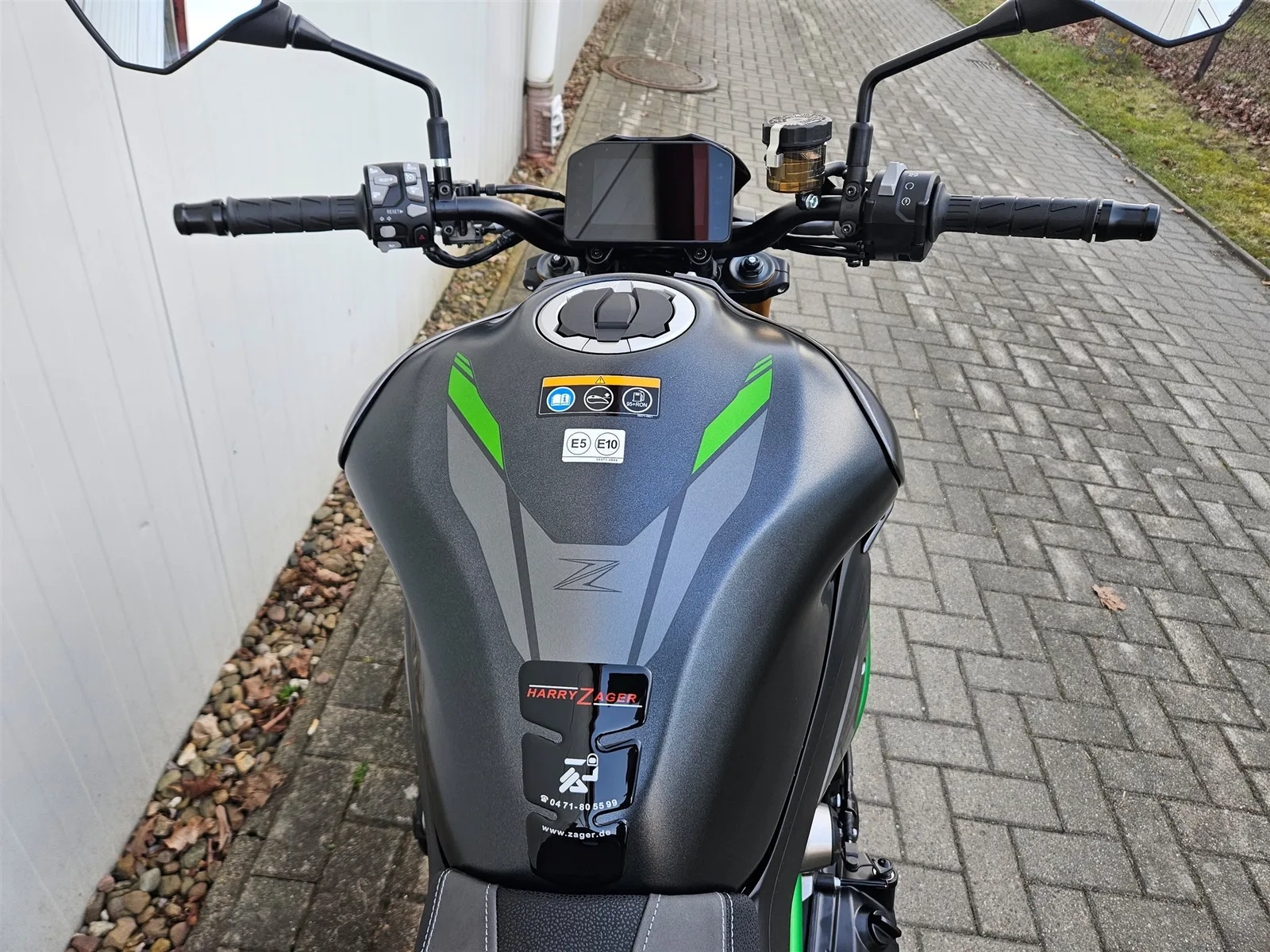 Kawasaki Z900 SE sofort lieferbar! 2026