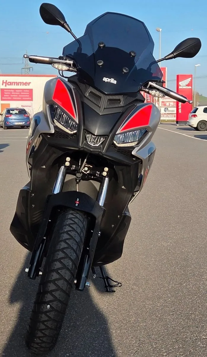Aprilia SR GT Sport 125