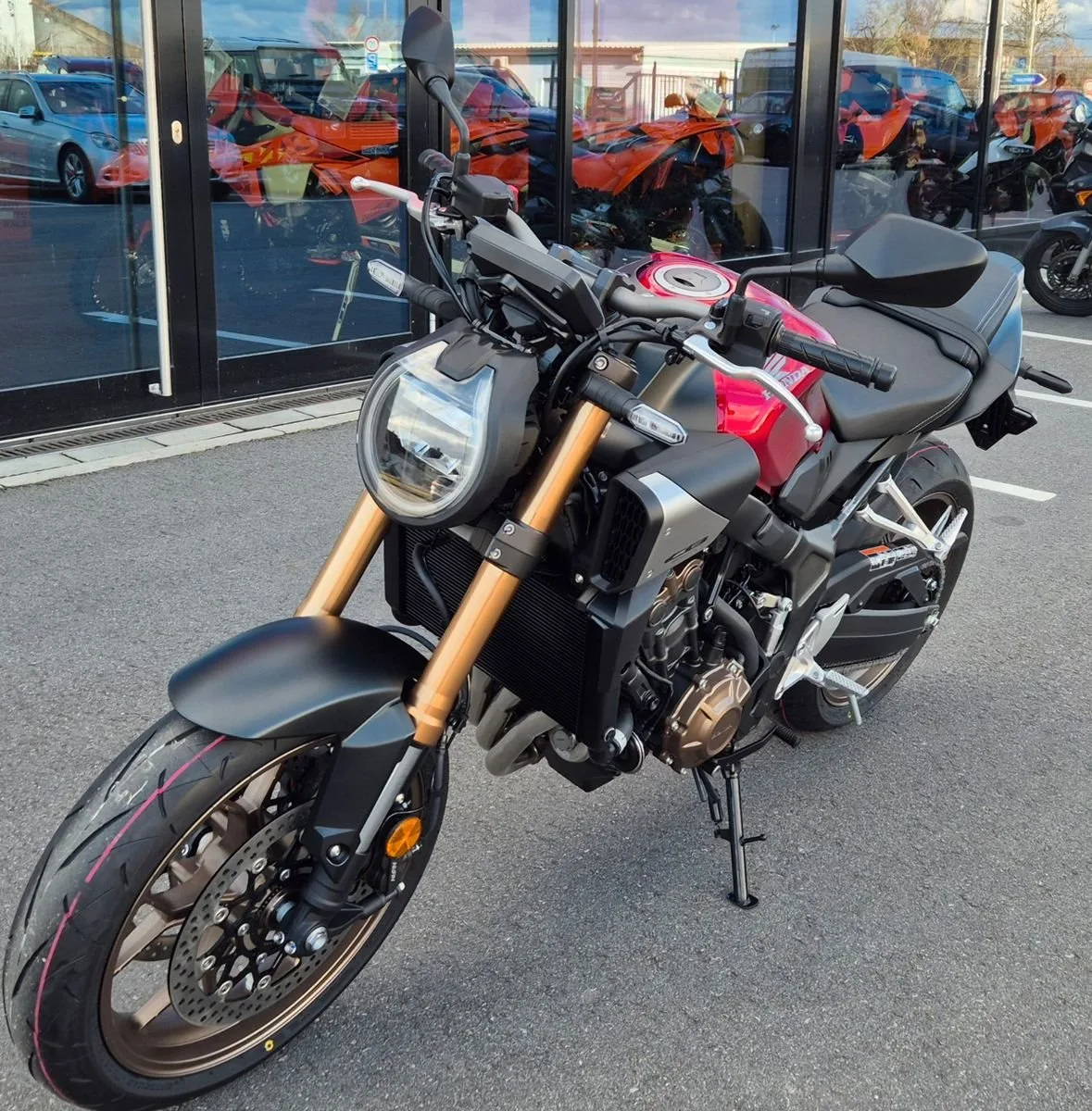 Honda CB650R E-Clutch