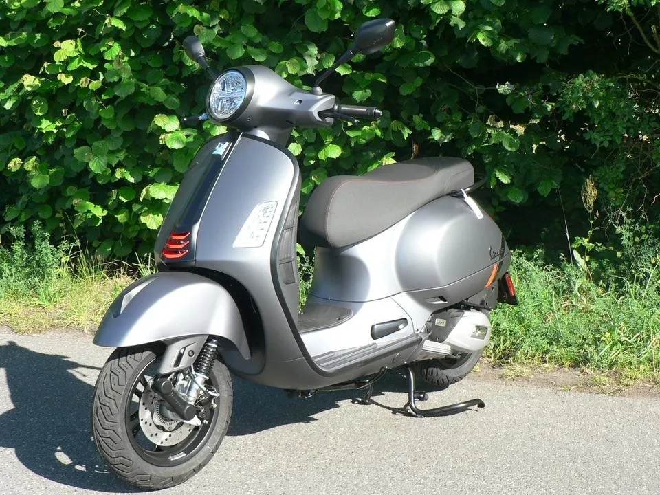 Vespa GTS 125 i.e. Super Sport