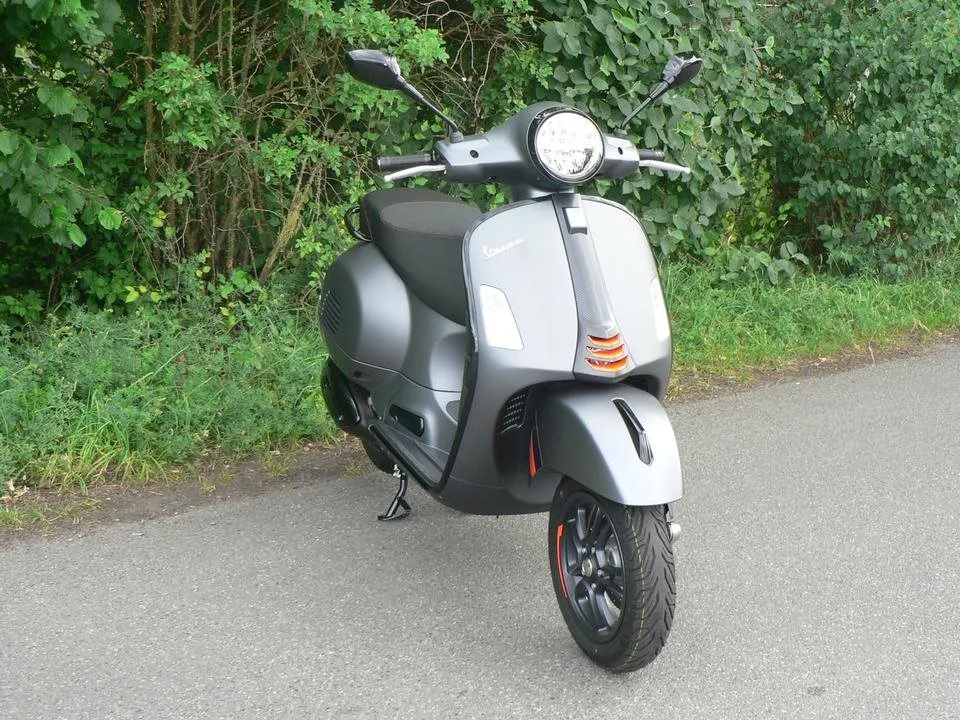 Vespa GTS Super Sport 310
