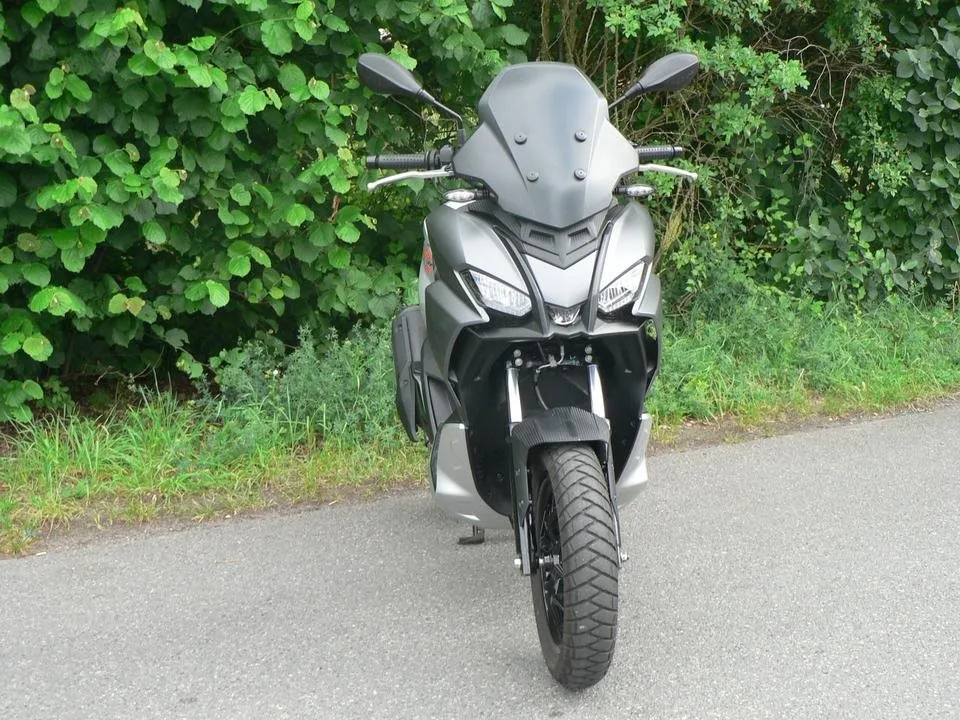 Aprilia SR GT 125