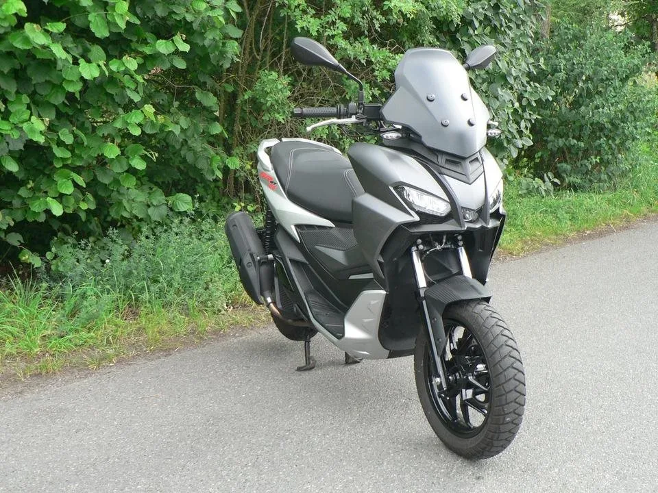Aprilia SR GT 125