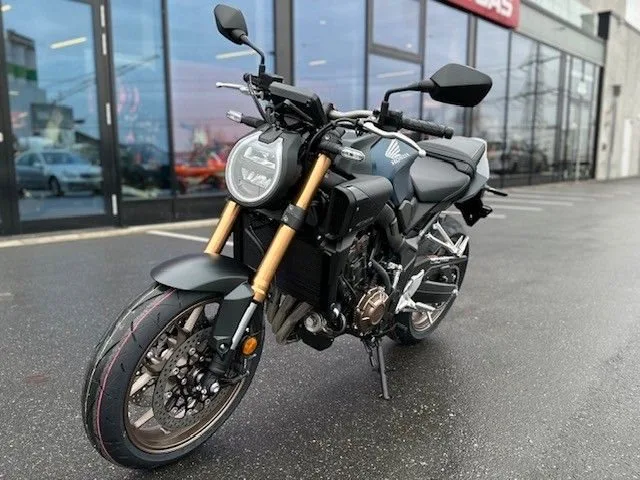 Honda CB650R E-Clutch