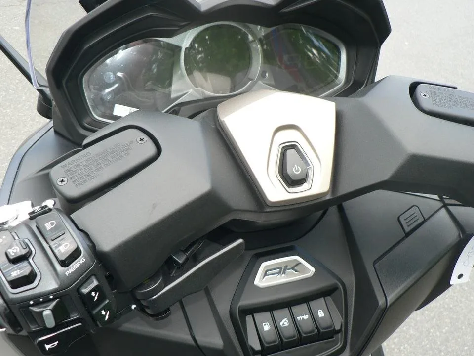 Kymco AK 575i ABS Premium
