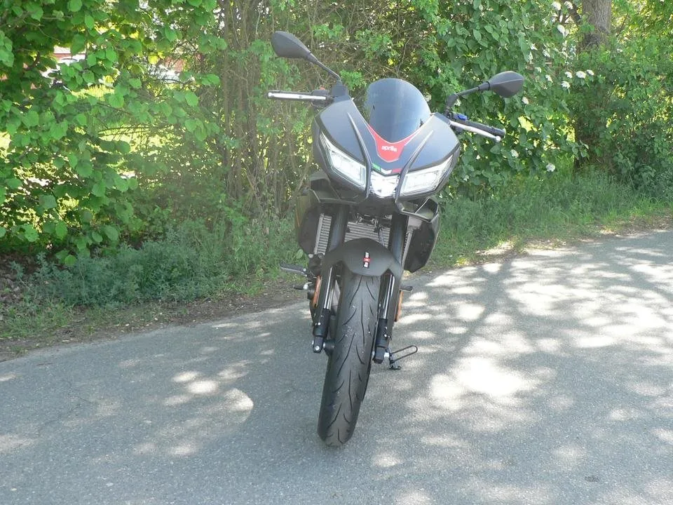 Aprilia Tuono 125