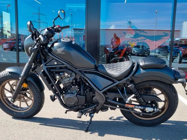 Honda CMX500 Rebel S