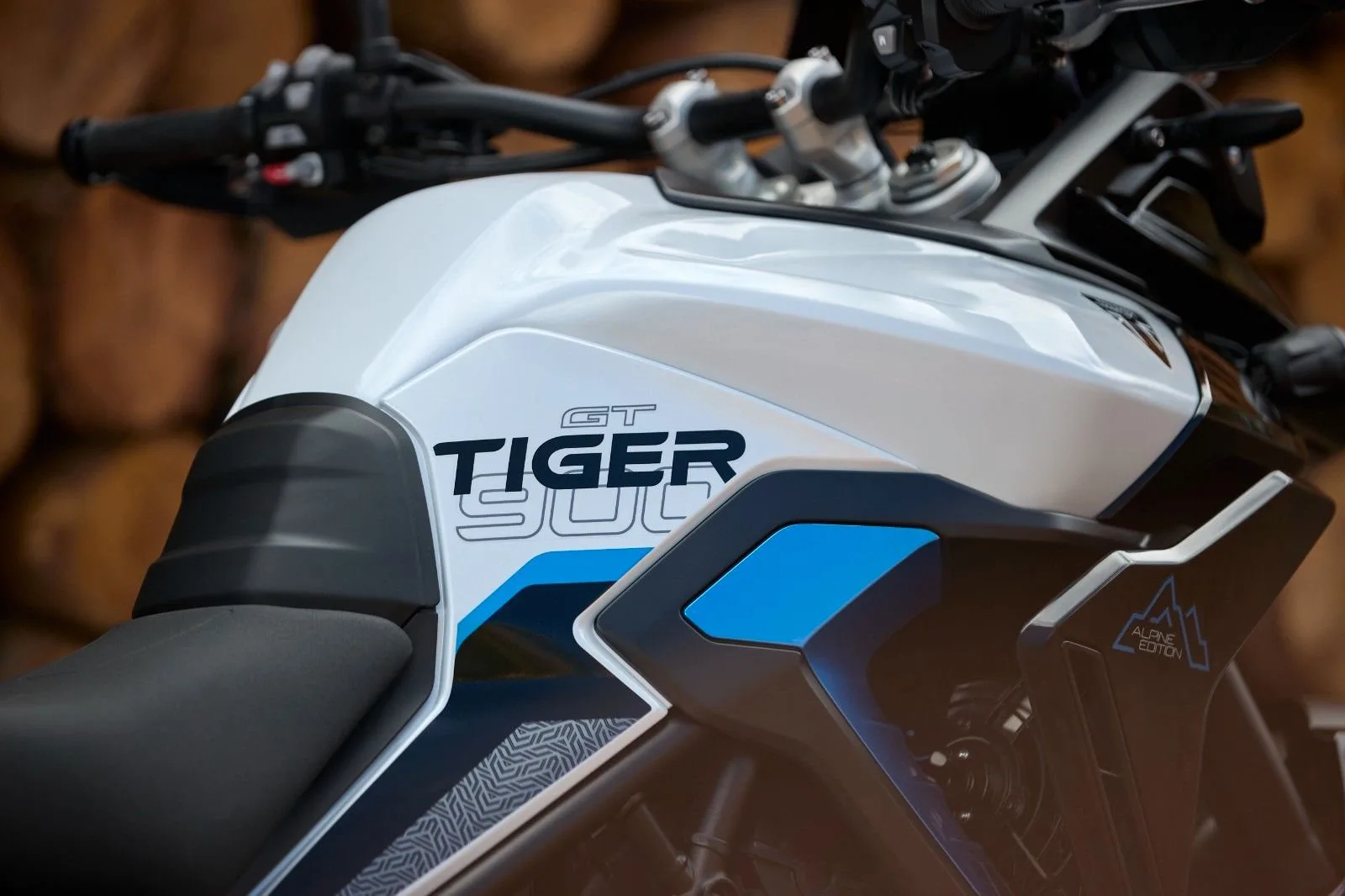Triumph Tiger 900 Alpine Edition