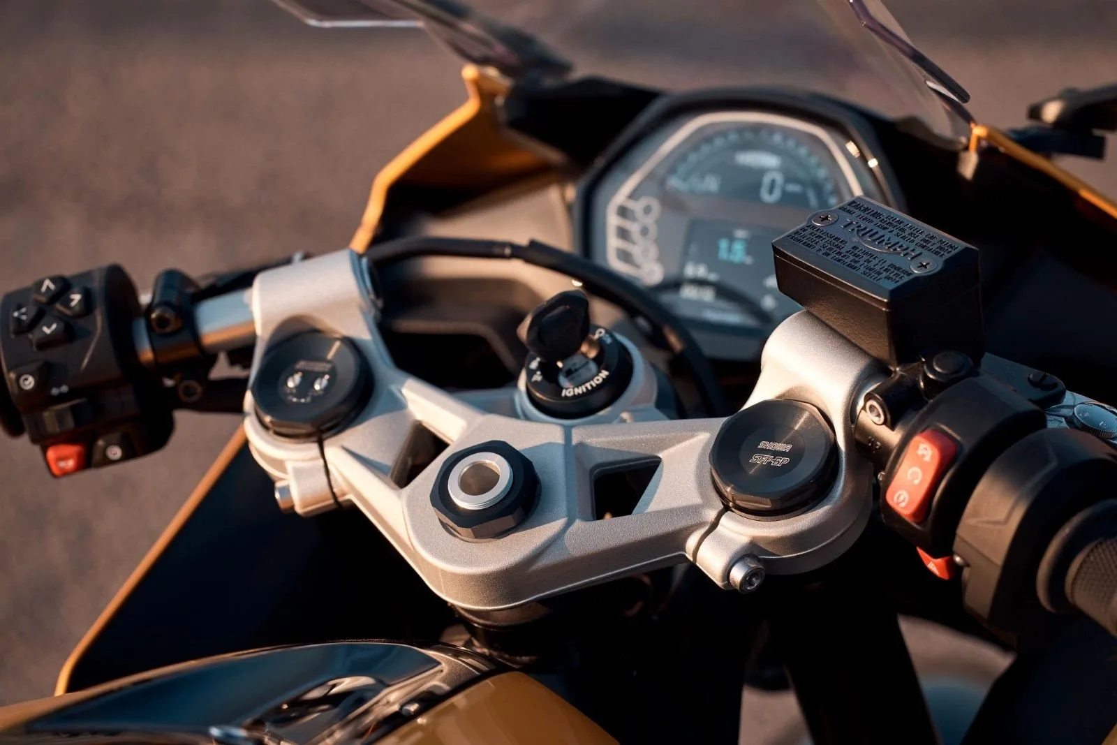 Triumph Daytona 660