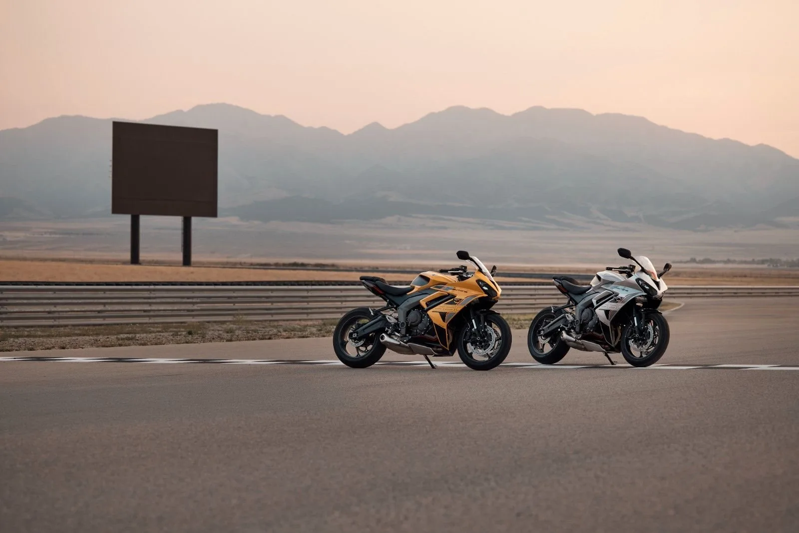 Triumph Daytona 660