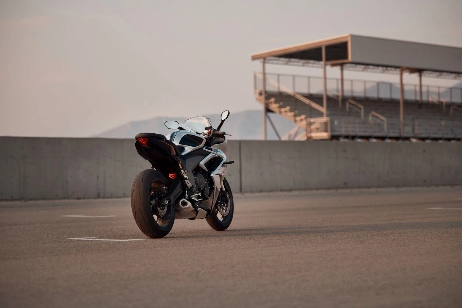 Triumph Daytona 660