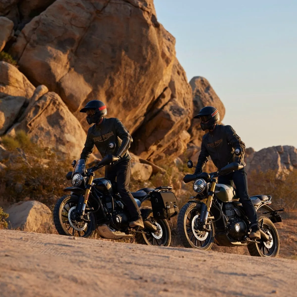 Triumph Scrambler 400 X