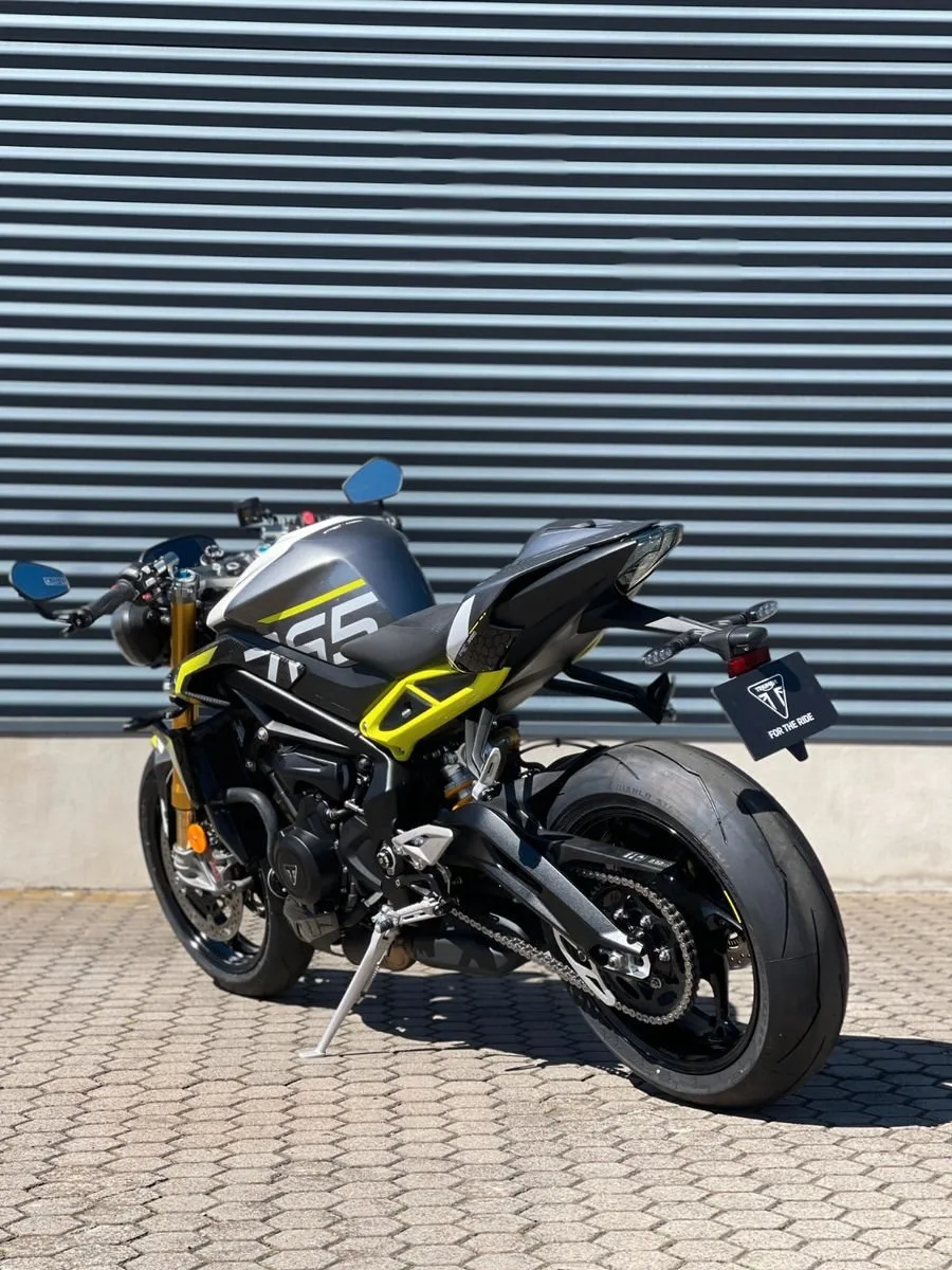 Triumph Street Triple 765 Moto2 Edition
