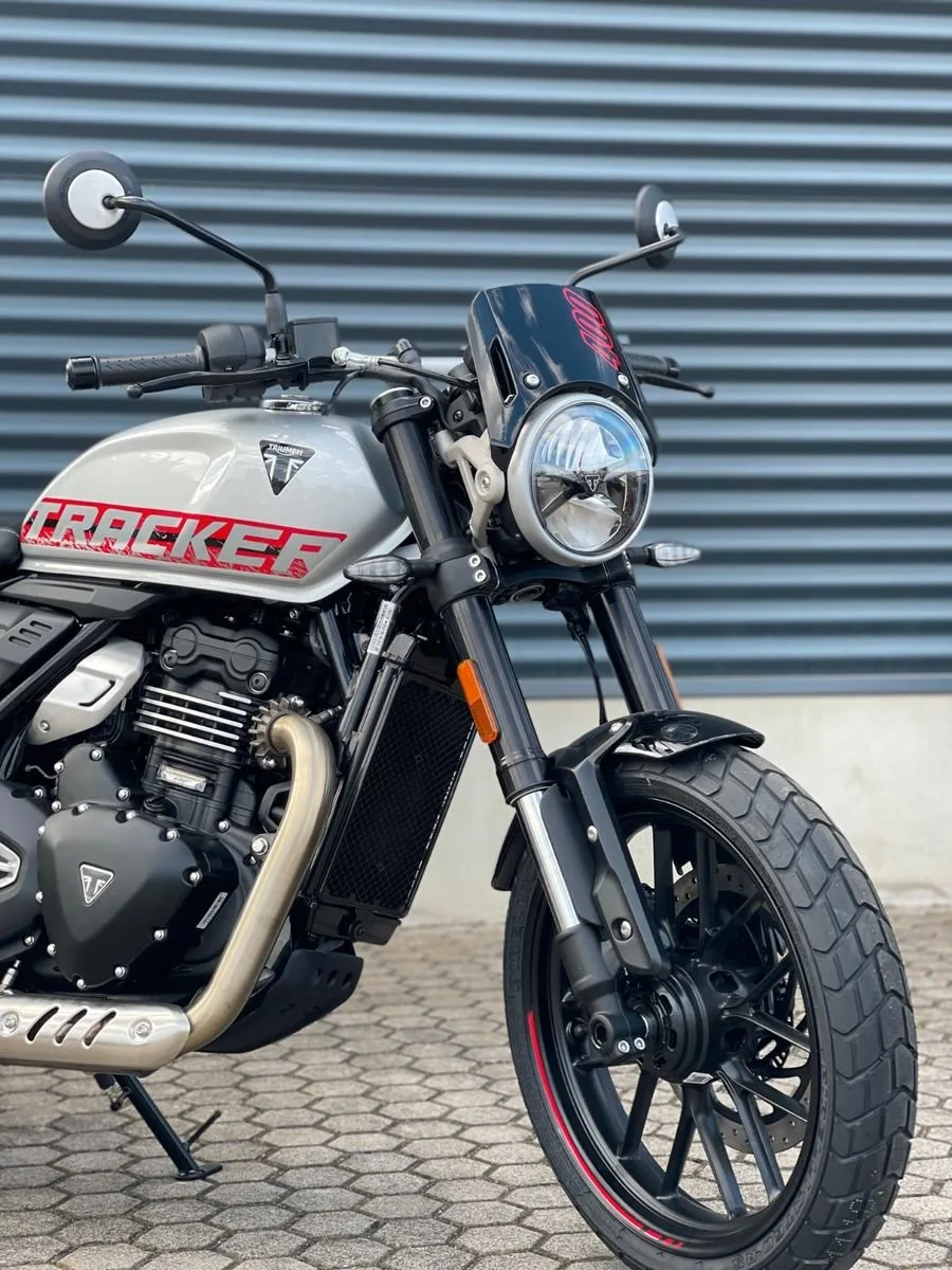 Triumph Tracker 400