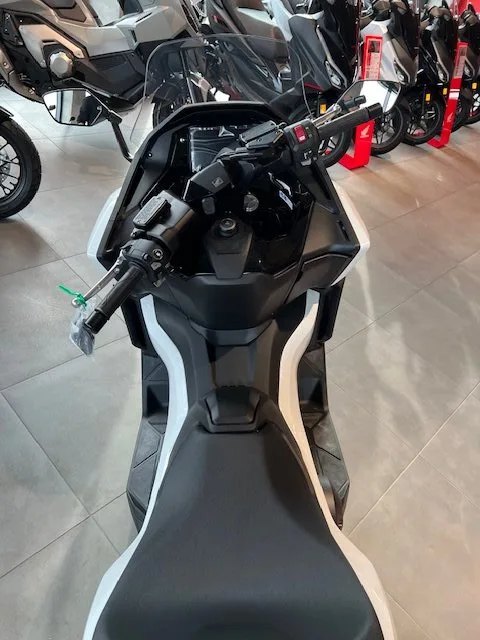Honda Forza 750