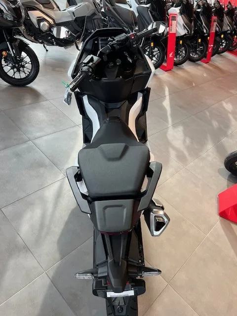 Honda Forza 750
