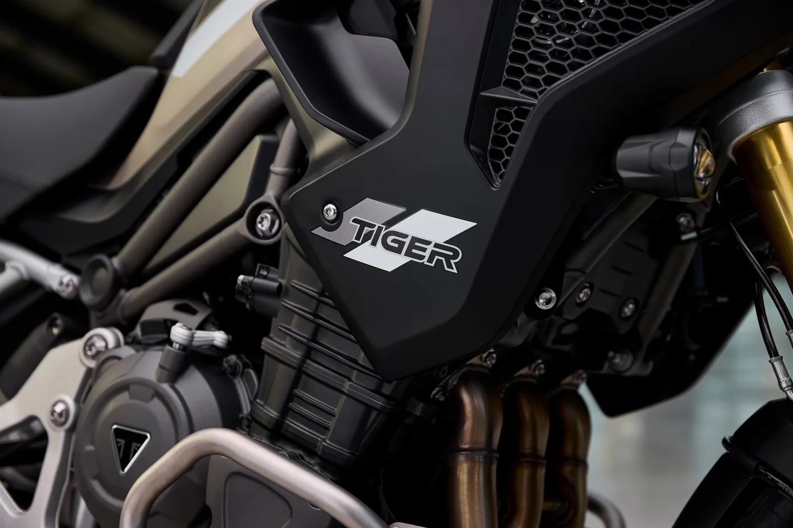 Triumph Tiger 1200 Rally PRO INKL. EXPEDITION ALU SEITENKOFFERSYSTEM