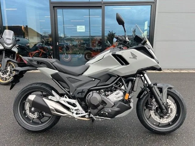 Honda NC750X DCT